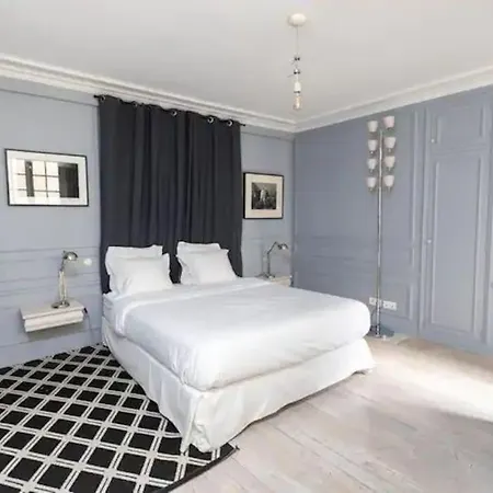 Saint-honore Luxurious 2 Bedrooms 120m2 Paris